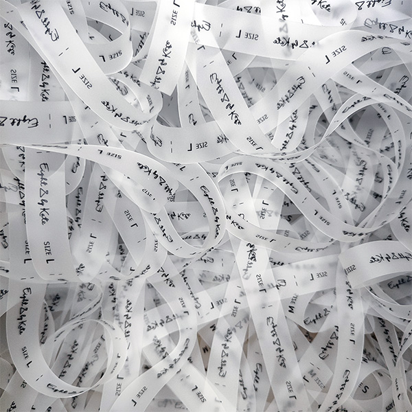 Силиконовые пришивные бирки для Вашего бренда