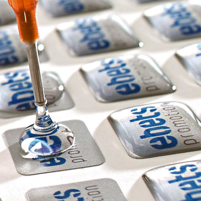 Объемные наклейки со смолой